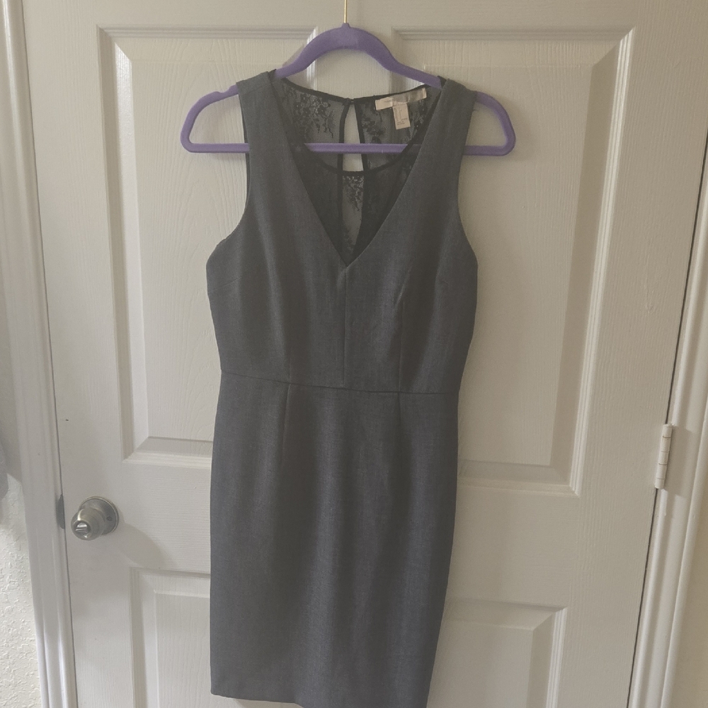 Elegant Gray Sleeveless Sheath Dress With Back Lace Details
